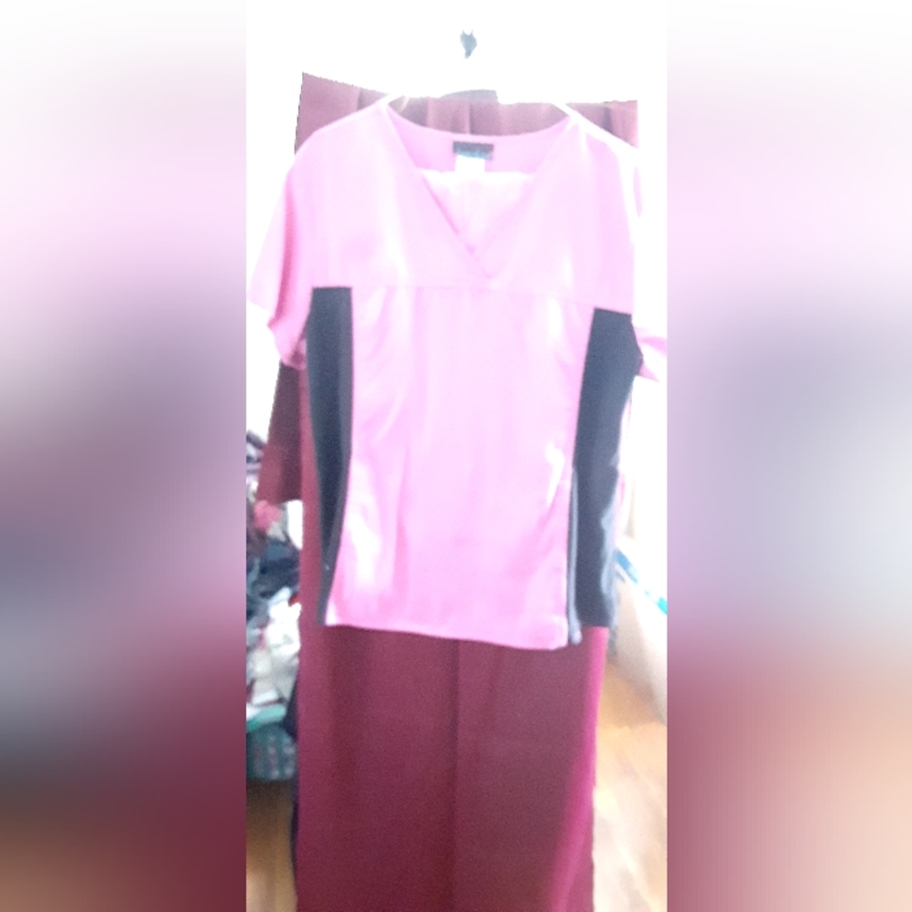 Scrub set
